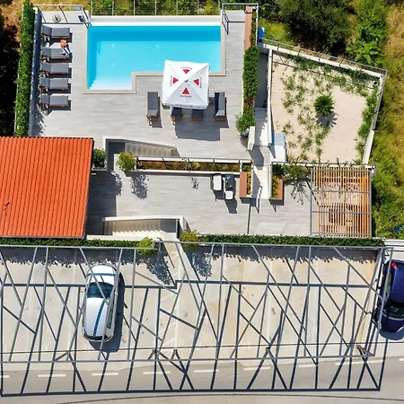 Apartmán Matko's Oasis A1 3-zimmer-wohnung By Interhome *
