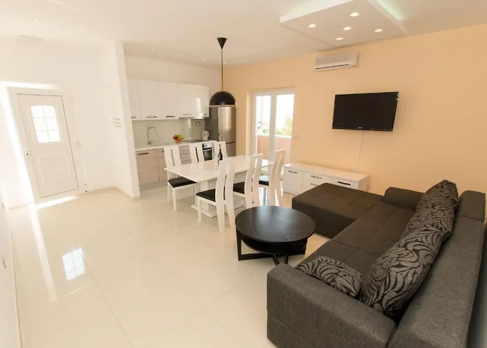 Matko's Oasis A1 3-zimmer-wohnung By Interhome